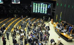 Líderes do Congresso devem discutir mudanças em MP do fim das bets após eleições