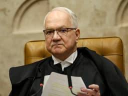 Fachin diz que “nenhuma autoridade está acima da Constituição” em meio à crise no STF
