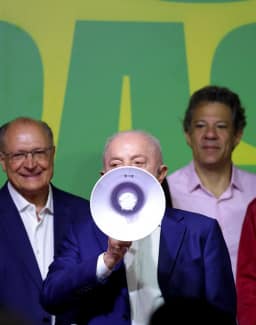 Com Lula reeleito, haverá troca de ministros e nova posse? Entenda