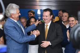 Apesar de afirmar ser 'a favor' do fim da escala 6x1, Caiado classifica a medida como eleitoreira