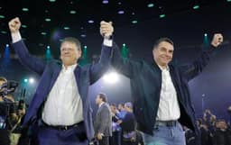 Em ato com Flávio Bolsonaro, Republicanos confirma candidatura de Tarcísio à reeleição em São Paulo