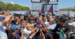 Em protesto em Brasília, Zema cobra investigação contra Alexandre de Moraes