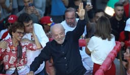 Lula assume quarto mandato com Congresso Nacional potencialmente hostil